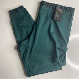 Nike pro max leggings-NWT